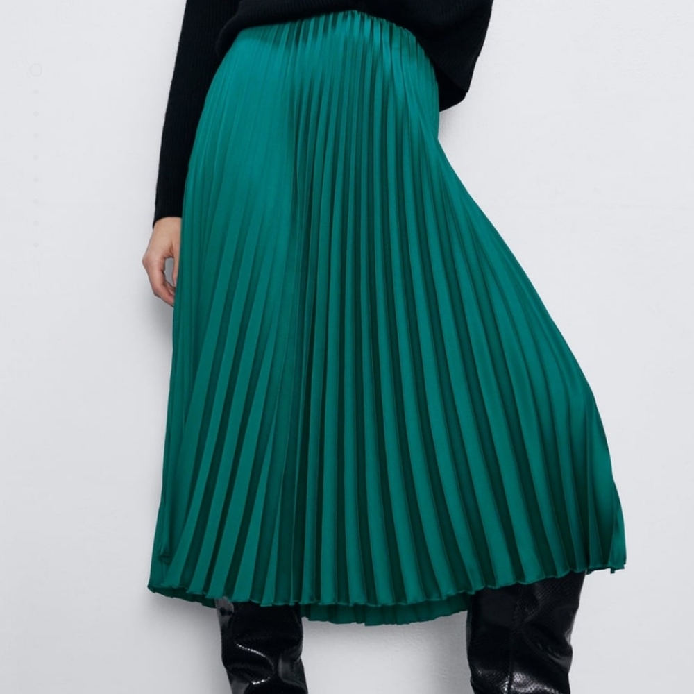 Zara skirt pleated